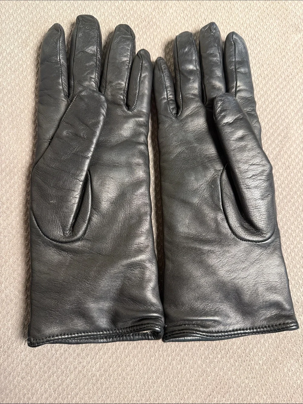Bloomingdale's Black Leather Cashmere Lined Gloves with Pearl Stud Accents